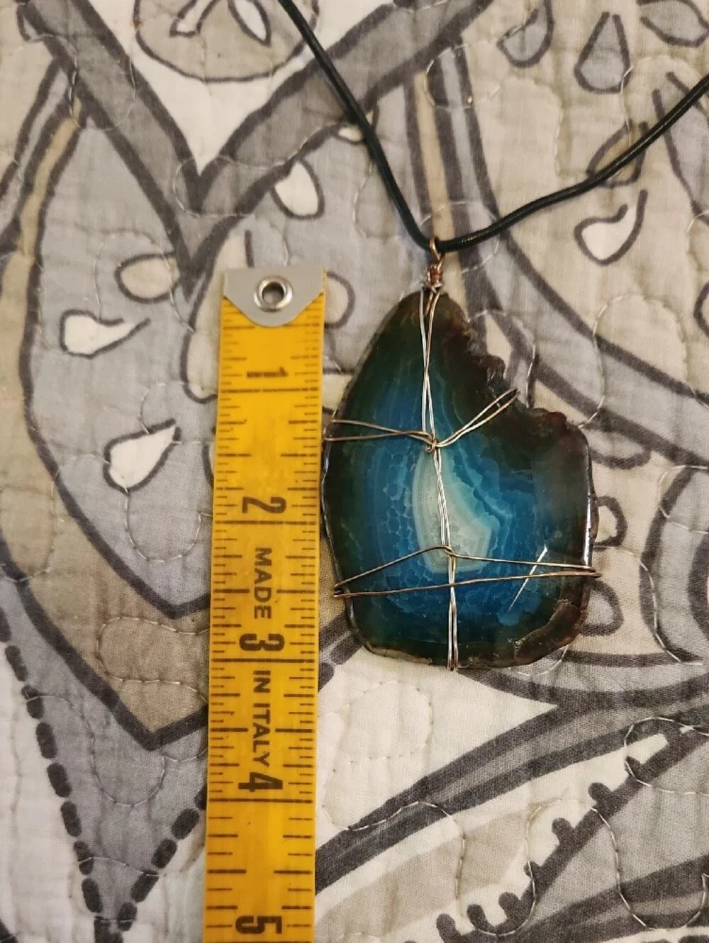 Chico's Plus Wrapped Agate Slice Pendant Necklace